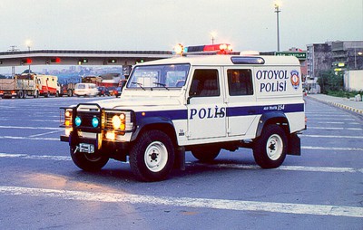 otoyol-polis-araba-resmi.jpg