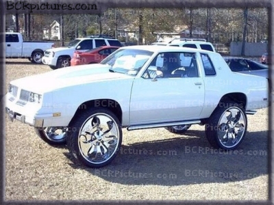 cars_with_big_rims.jpg