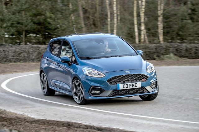 FORD FIESTA ST.jpg