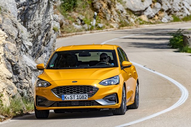 Ford Focus ST.jpg