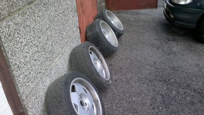 19032011032.jpg