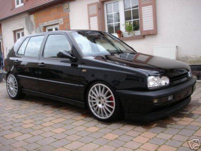 galerieVW-Golf-3-GTI-TDI-20-Jahre-Jubi-Edition-PvgL.jpg