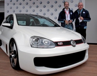 normal_Volkswagen_Golf_GTI_W12_Concept-11.jpg