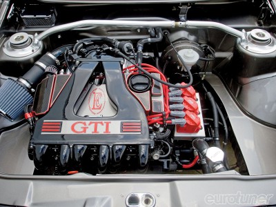 eurp_0910_03_o+1991_volkswagen_golf_gti_vr6+v6_engine_bay.jpg
