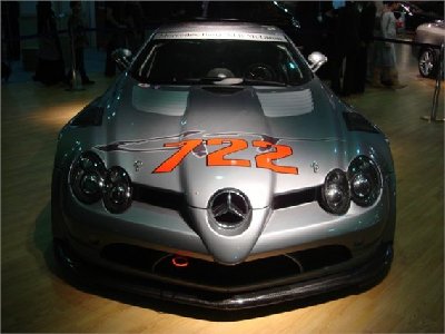mclaren_slr_722_gt_race_edition_10-568-426[1].jpg