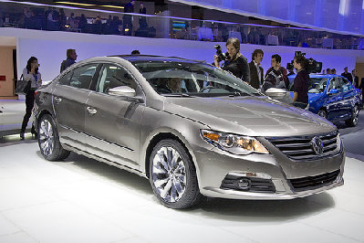 2009_volkswagen_passat_cc_0_430.jpg