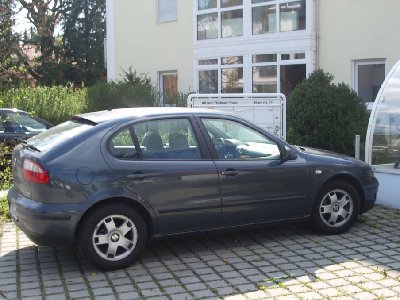 SeatLeon 1.8 20v 125ph.JPG