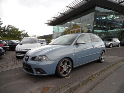 seat-ibiza-1.8-t-formula-racing-2007-02[1].jpg