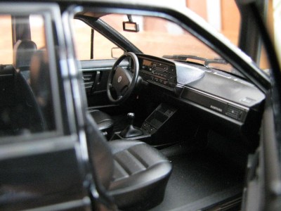 8147018ehv.jpg