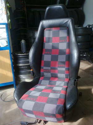 recaro.jpg