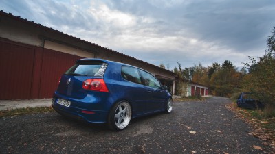 6axbN69.jpg