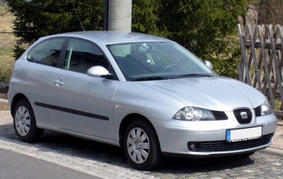Seat_Ibiza_3-door_silver.jpg