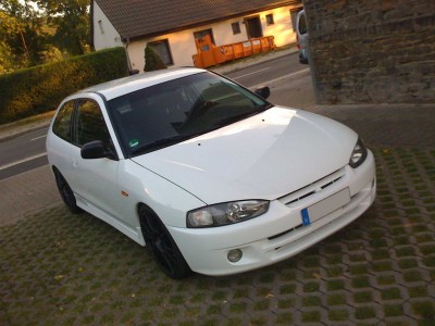 mitsubishi-colt-1.6-02.jpg