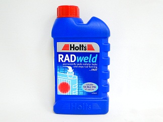 preparat_za_spirane_na_tech_v_radiator_holts.jpg