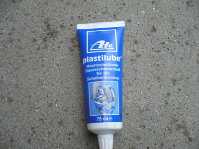 plastilube0001.JPG
