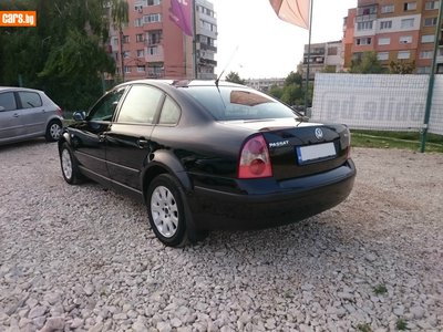 a9616095o.jpg