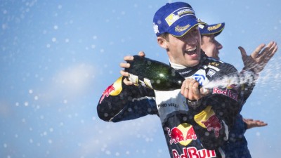 9908_ogier-spray-champ-2016_998_896x504.jpg