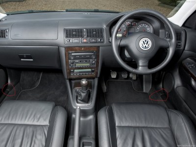 Volkswagen-Golf_IV_GTI-1998-1024-12.jpg