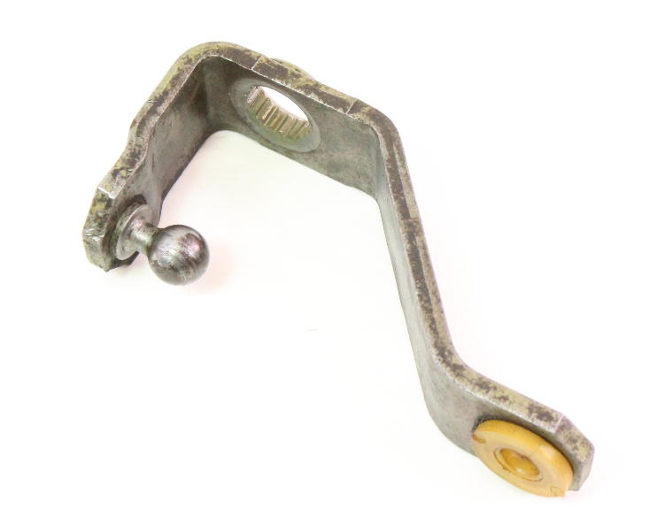 cp045592-manual-shifter-linkage-bracket-mt-93-99-vw-jetta-golf-gti-cabrio-1h0-711-051.jpg