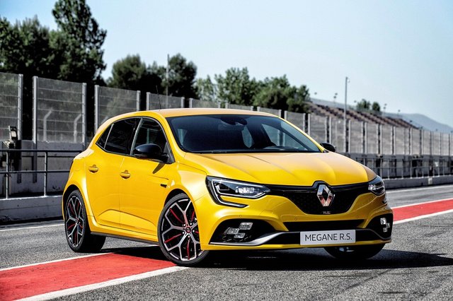 Renault Megane RS TROPHY.jpg