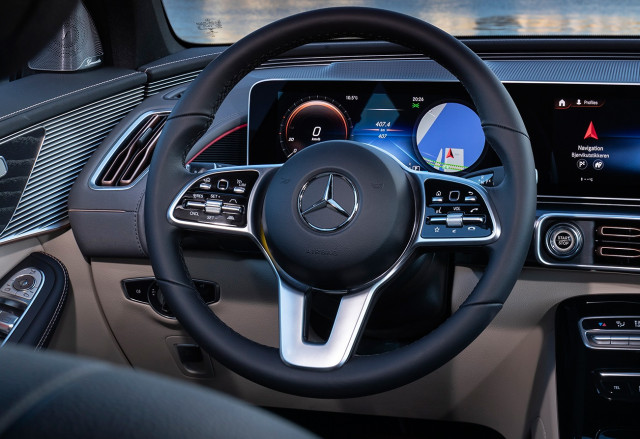 Mercedes-Benz-EQ.jpg