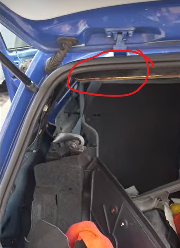 Screenshot 2025-10-06 232951.jpg