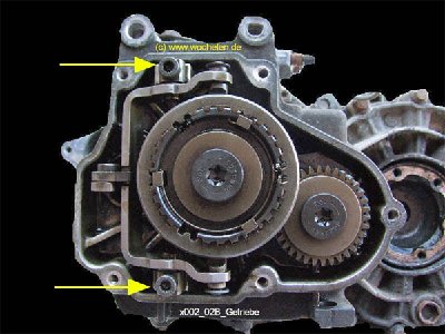 Getriebe_02B_5ter_Gang_Schaltgabel_abschrauben.jpg