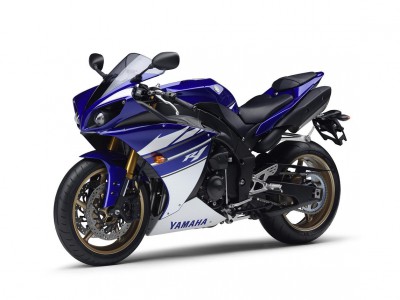 2010_Yamaha_ZF-R1_1_India.jpg