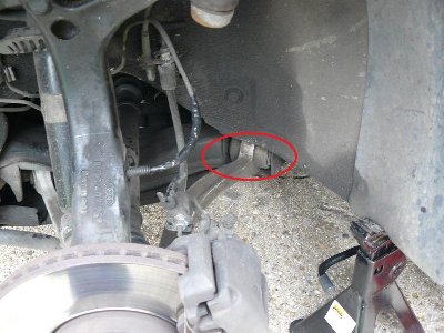 lower guide link.JPG