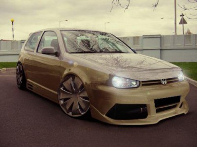 Golf4fb.jpg